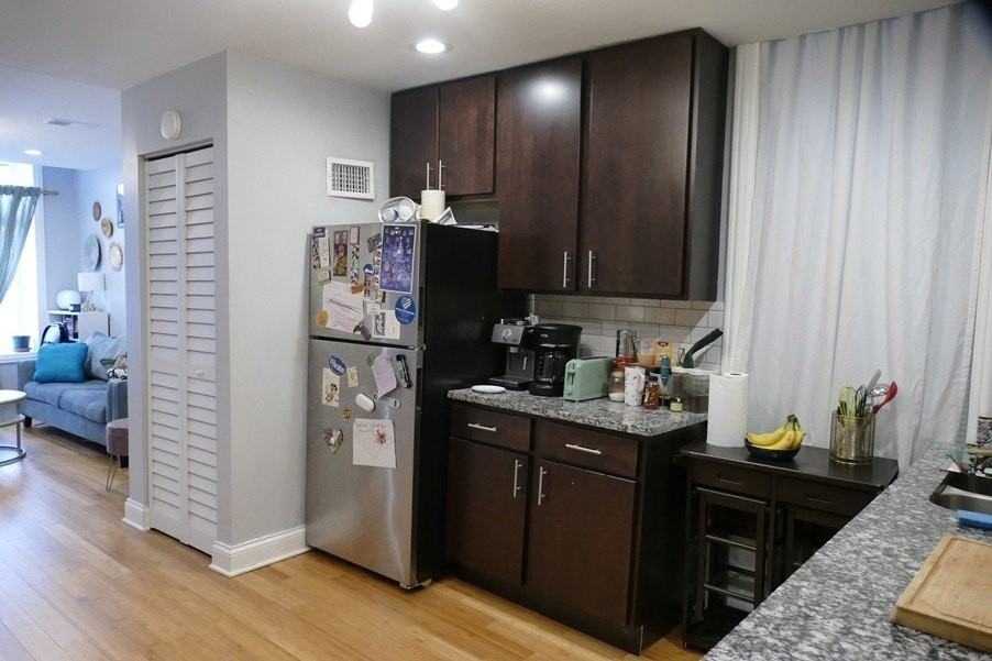 834 N Mozart St Apt 1f - Photo 5 of 11