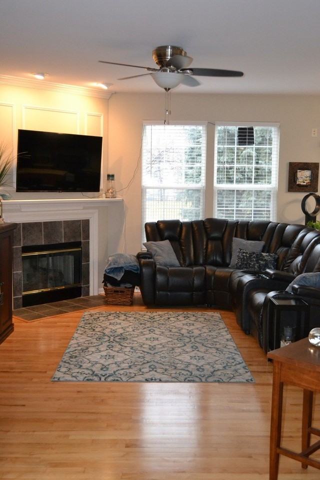 2990 Peachtree Cir - Photo 3 of 33