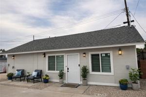 featured image of 559 E Juanita Ave