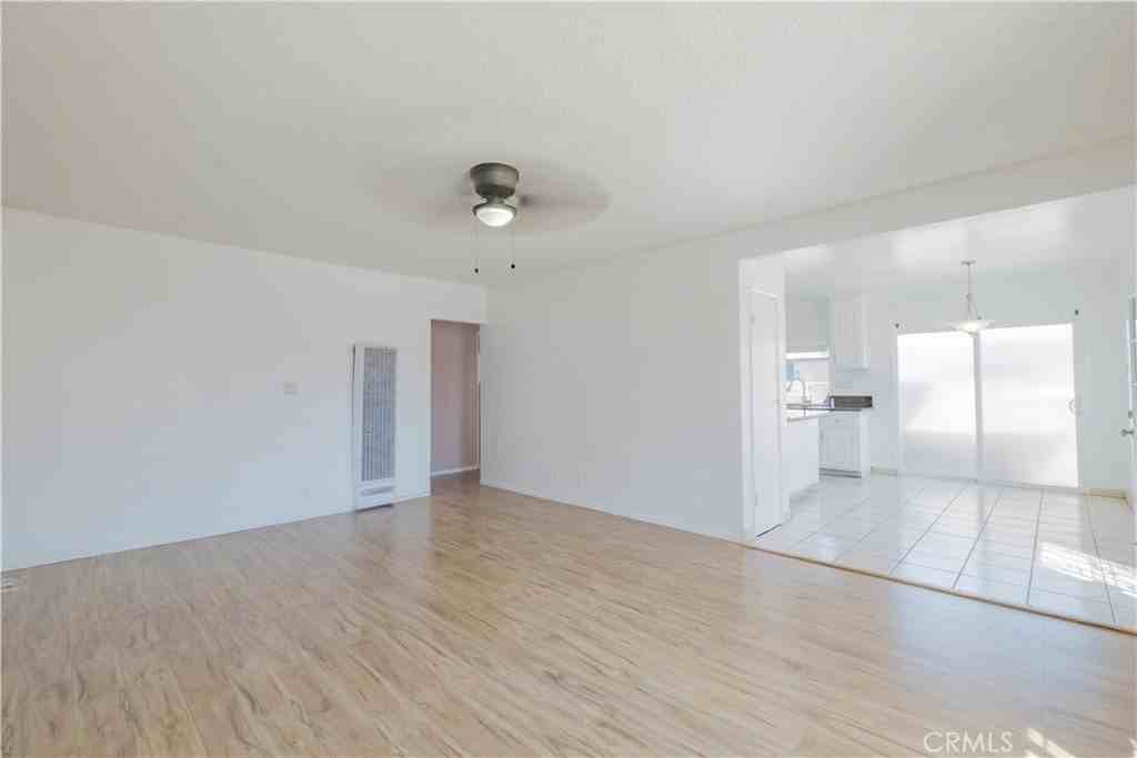 4435 Triggs St - Photo 6 of 26