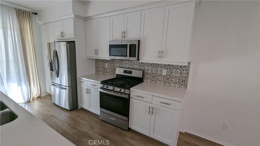 8150 Spirit St - Photo 7 of 36