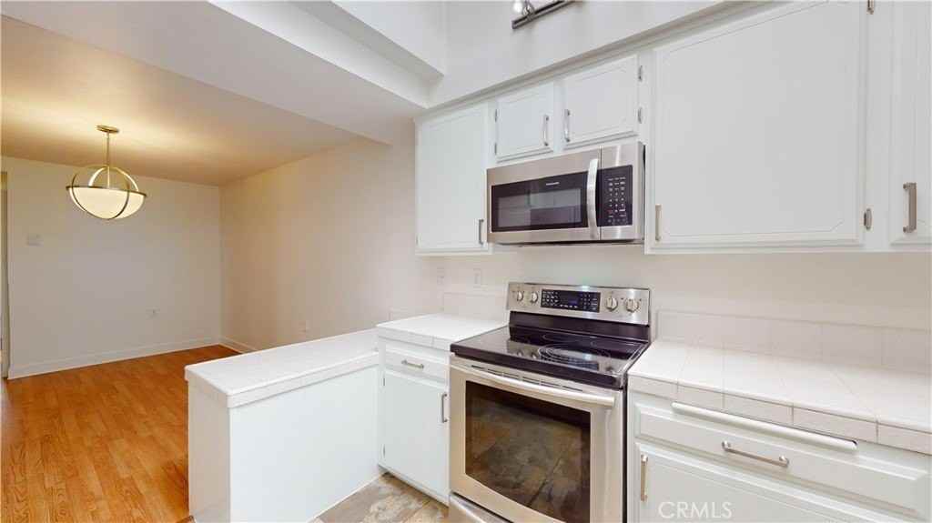 5357 Algarrobo #Q - Photo 6 of 18