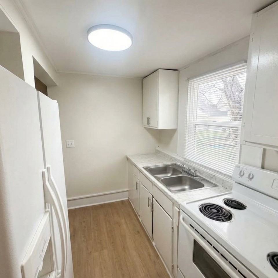 1620 E Palmer St - Photo 3 of 3