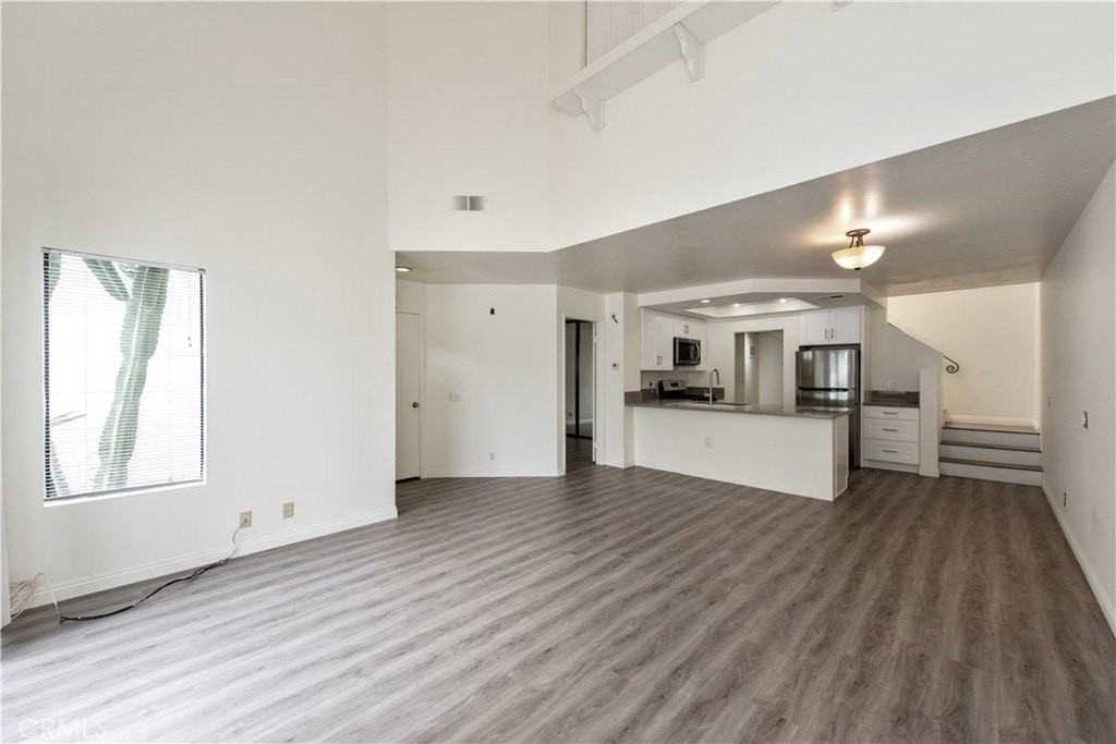 75 Briarglen - Photo 4 of 22