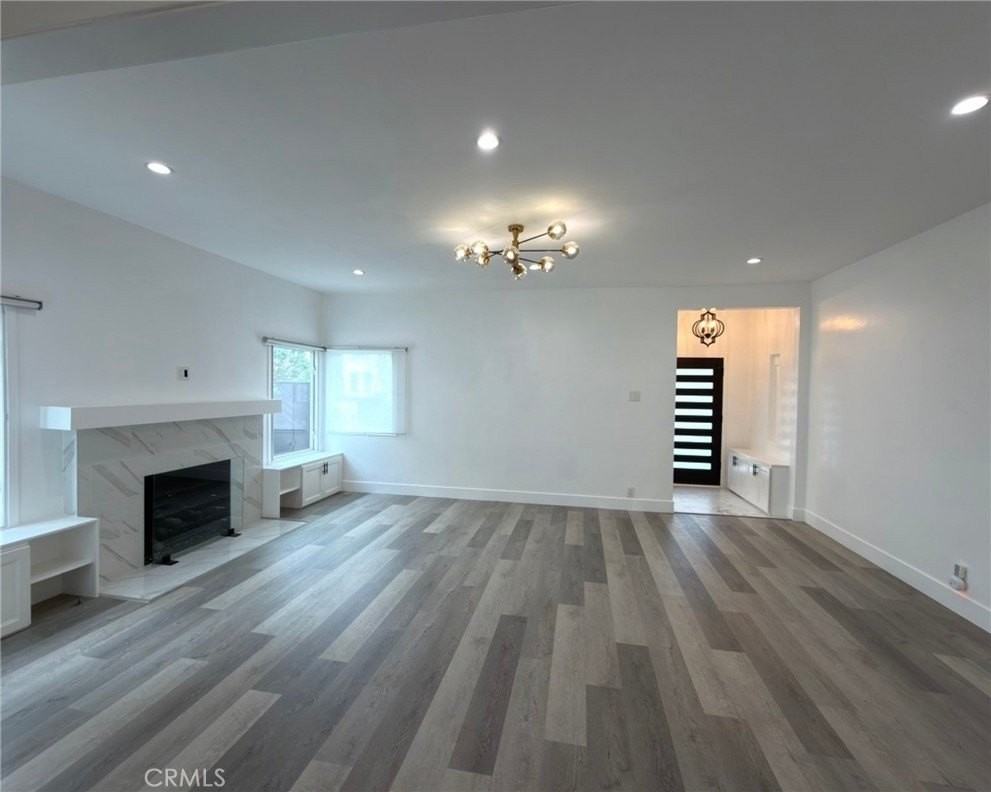 1274 S Orange Dr - Photo 2 of 15