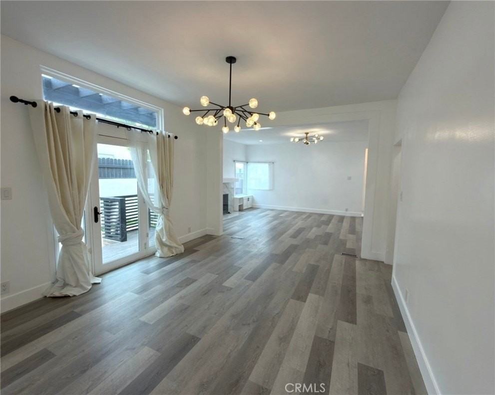 1274 S Orange Dr - Photo 4 of 15