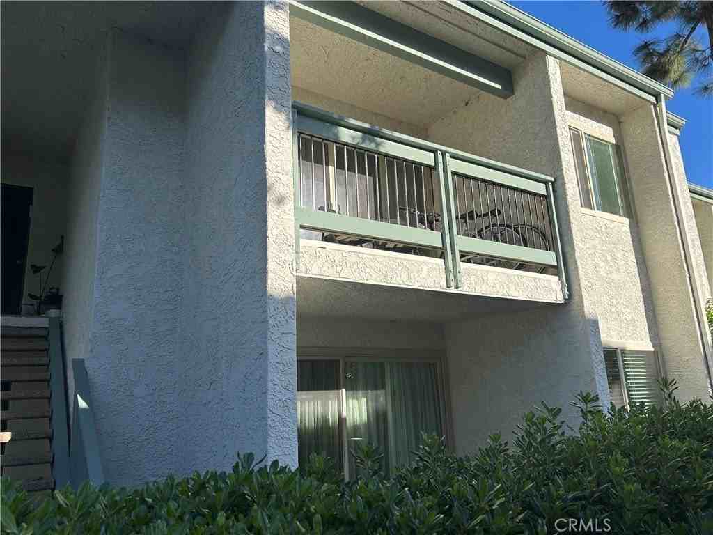 23663 Park Capri #135 - Photo 4 of 12