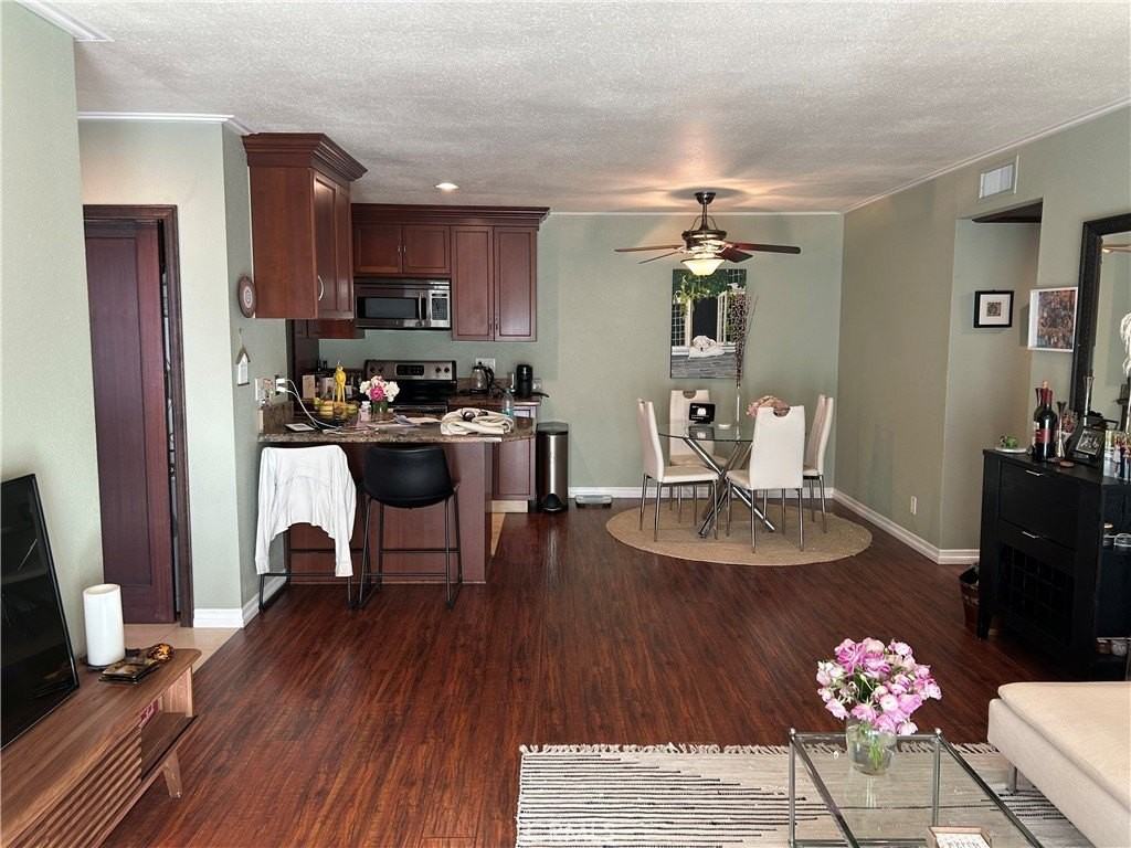 23663 Park Capri #135 - Photo 7 of 12