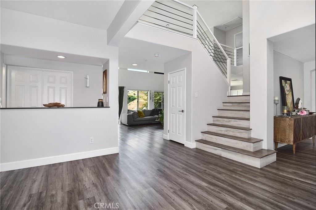 24574 Overland Dr - Photo 5 of 35