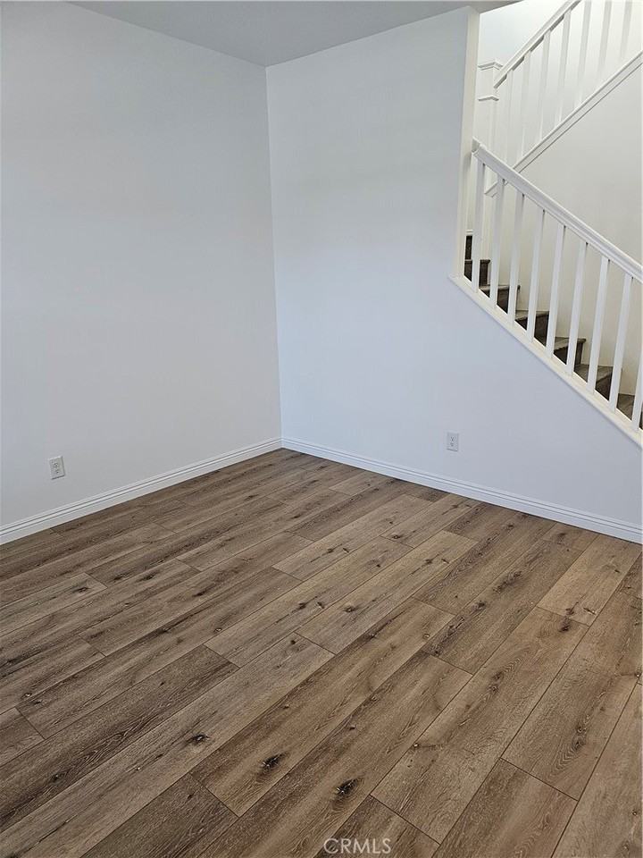 4725 S Scott Way - Photo 5 of 29