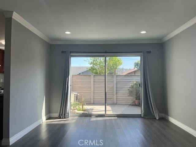 21063 Lycoming St - Photo 5 of 18