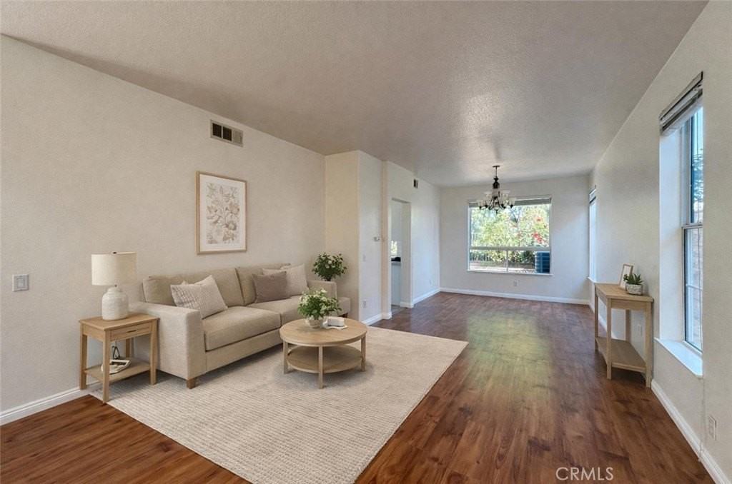 4286 Foxrun Dr - Photo 3 of 26