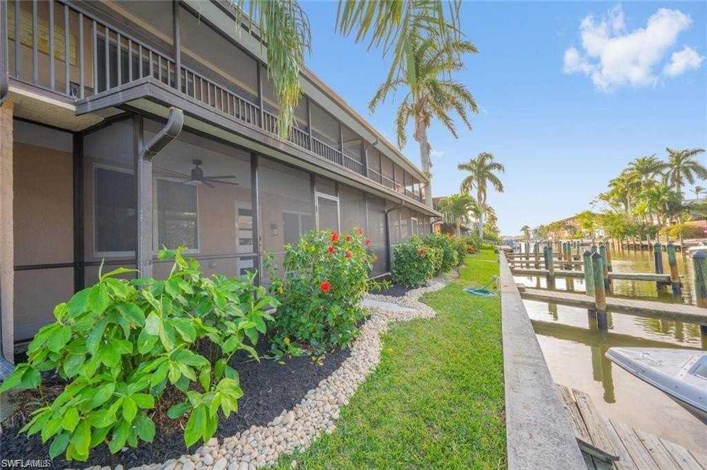 1535 Chesapeake Ave Unit A2 - Photo 2 of 19