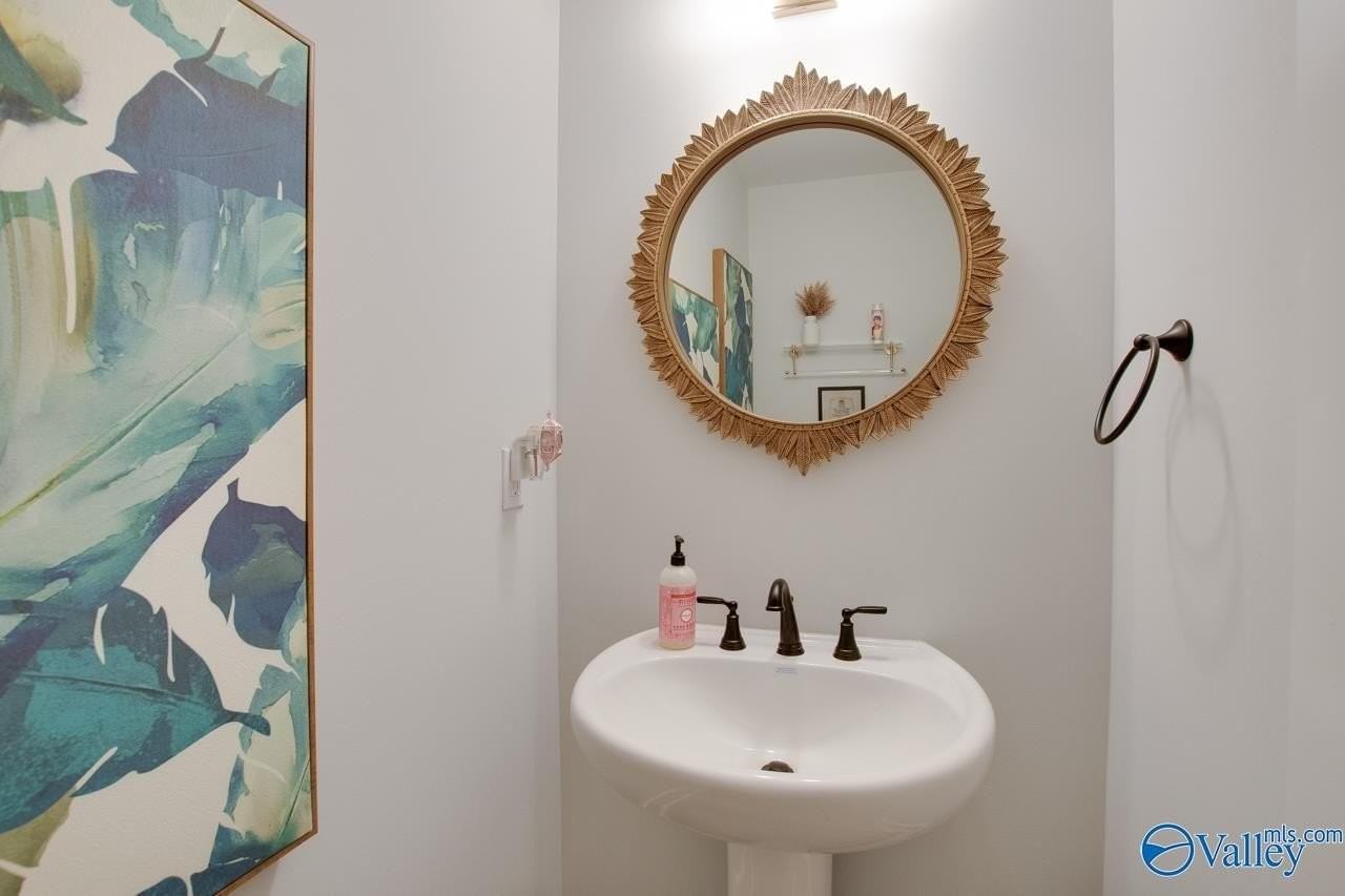 3000 9th Ave Sw - Photo 5 of 31