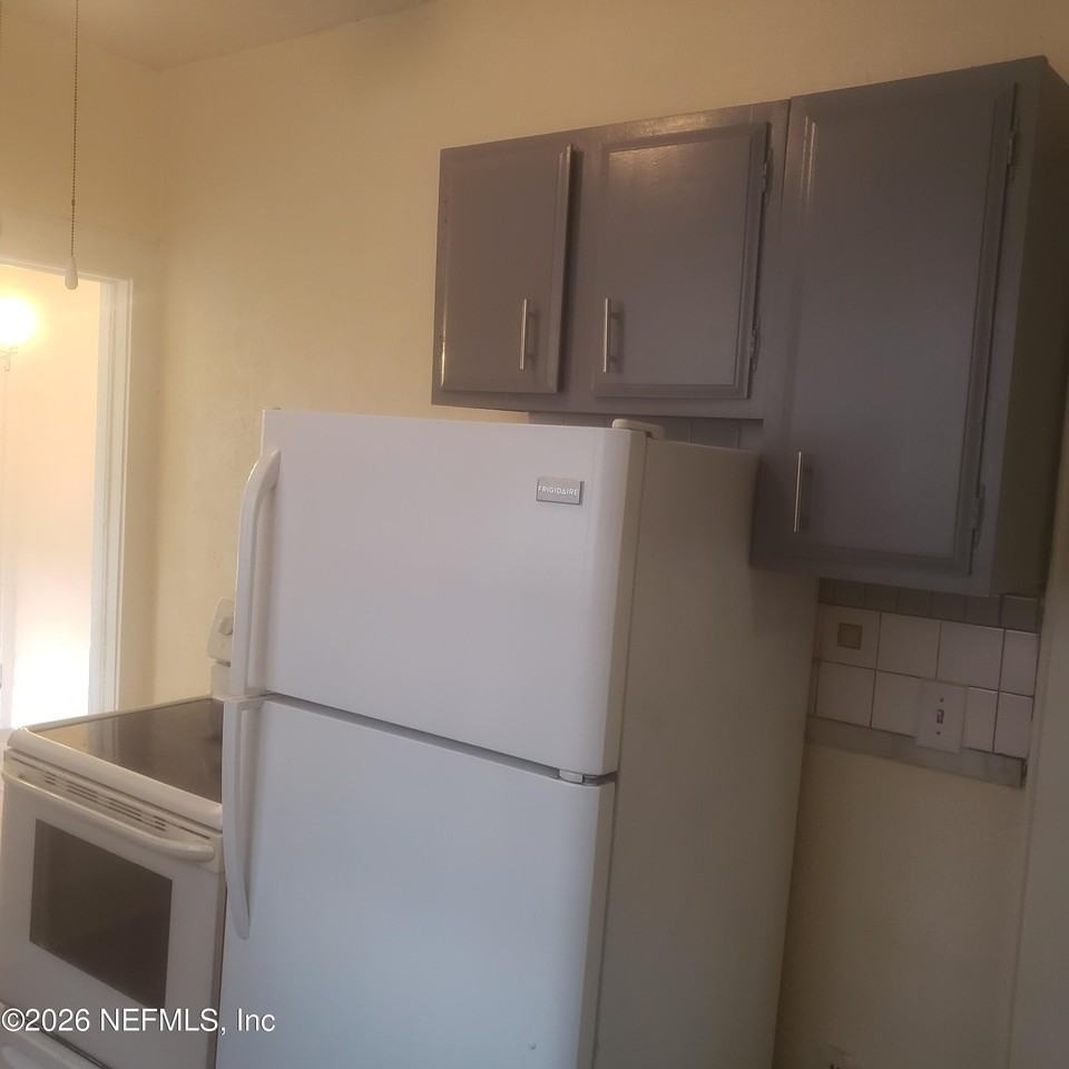 2575 Haldumar Ter - Photo 7 of 17