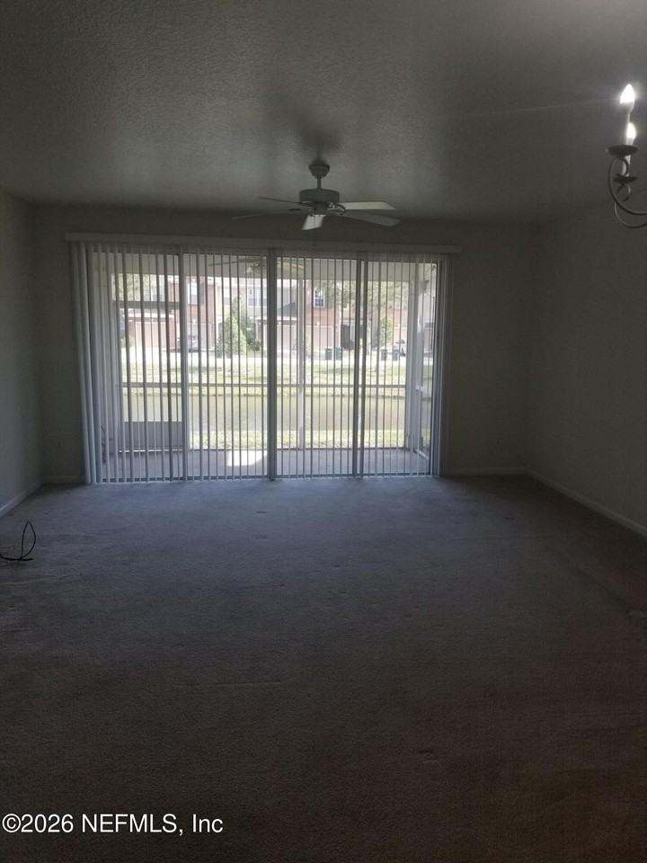 4137 Crownwood Dr - Photo 3 of 12