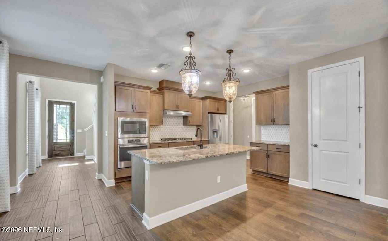 230 Vista Lake Cir - Photo 6 of 29