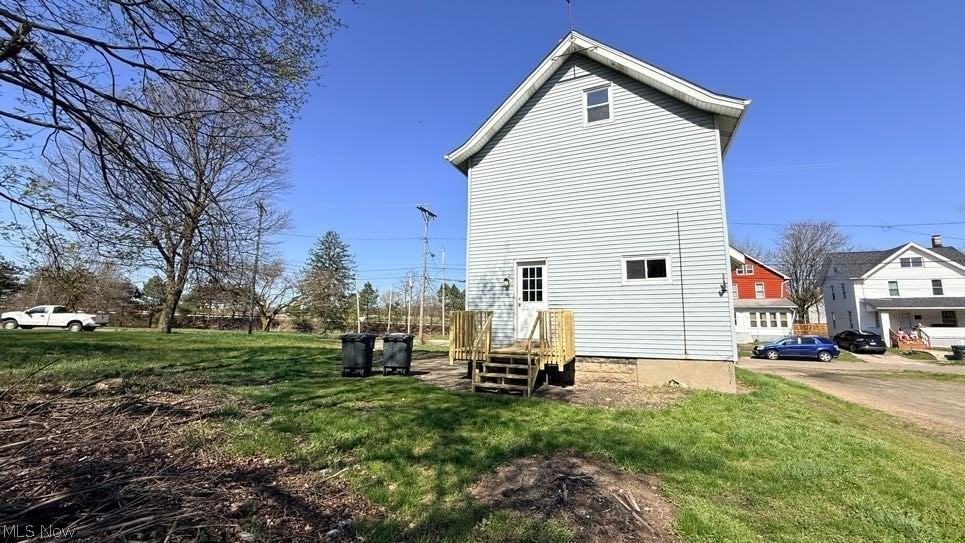 1432 League St - Photo 4 of 33