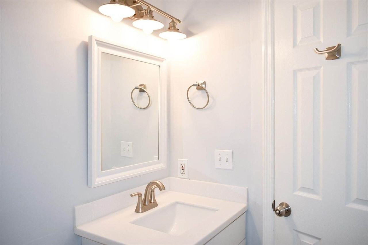 4497 L R I Ln - Photo 6 of 20