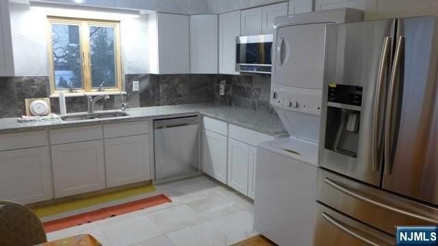 469 Westview Ave - Photo 2 of 14