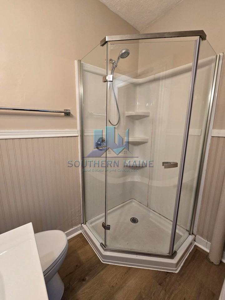 10 Grove St #1 - Photo 6 of 12