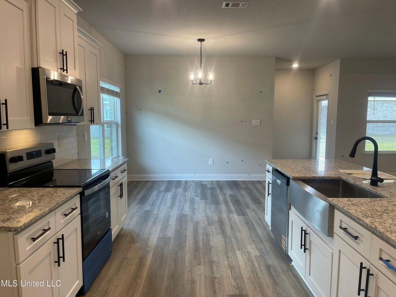 13569 Sarus Dr #1 - Photo 5 of 8