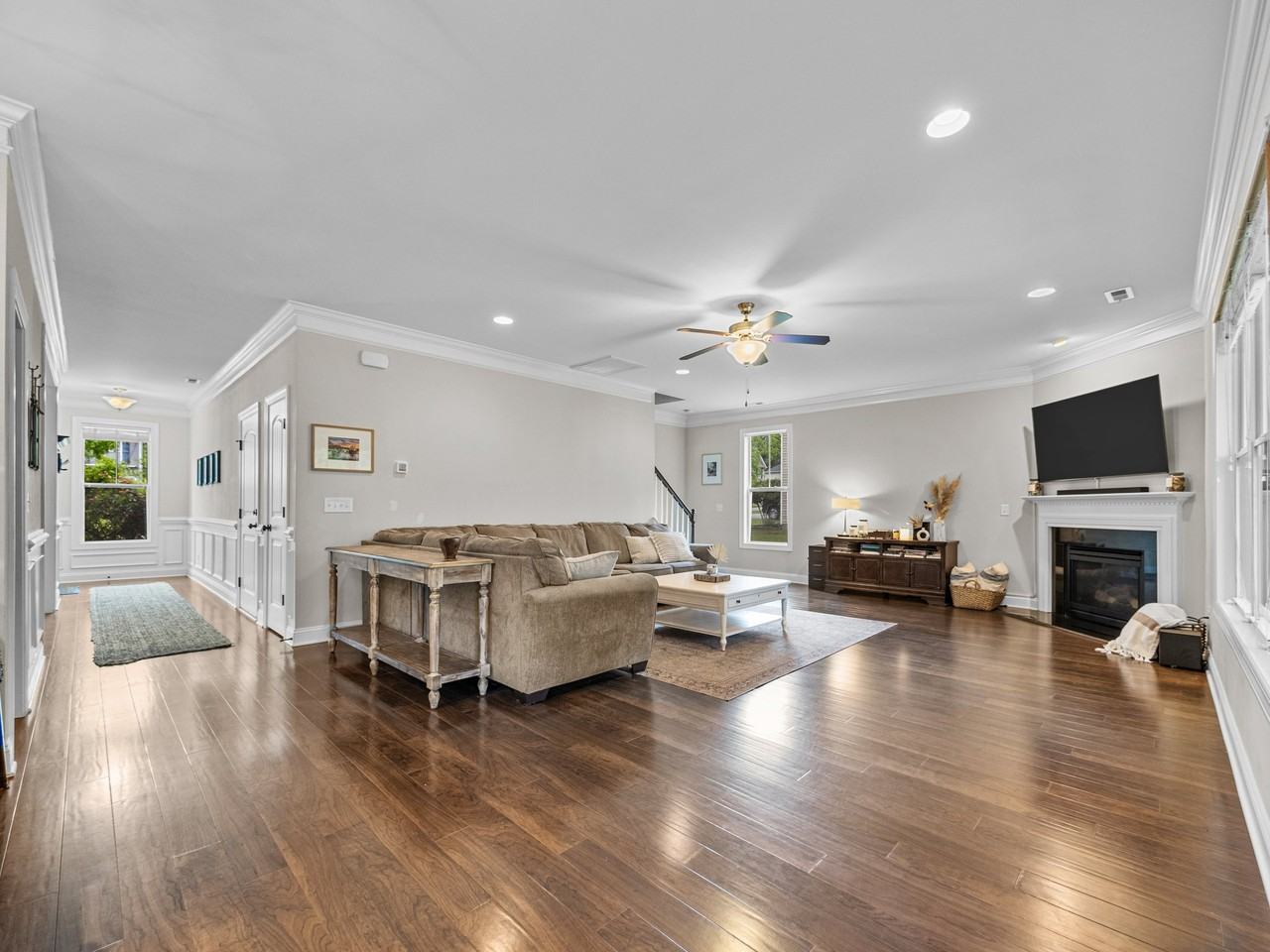 154 Cornel Ln #1 - Photo 7 of 35