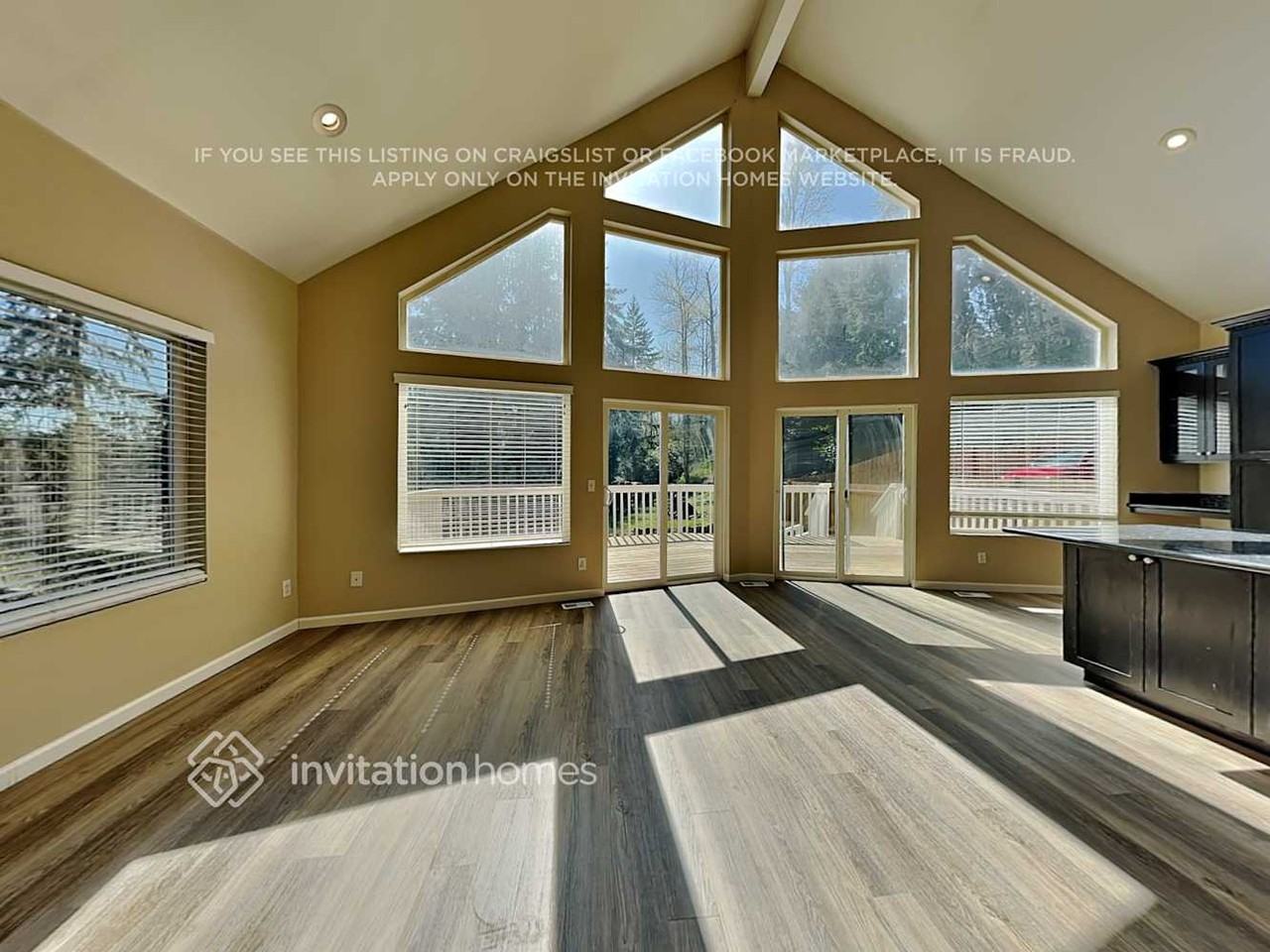 16911 S Tapps Dr E - Photo 5 of 24