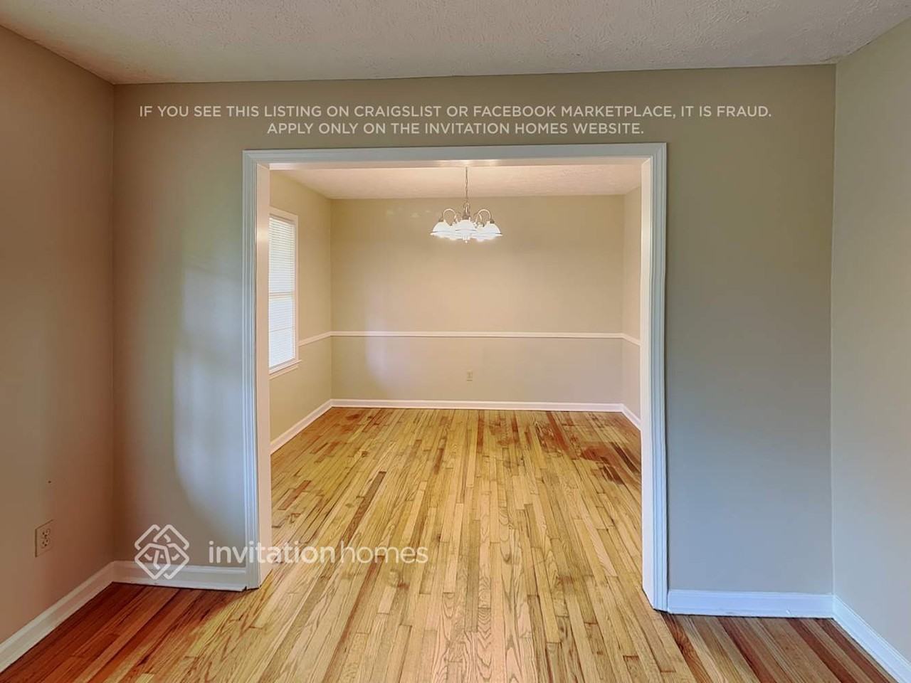 5676 Crestwood Dr - Photo 4 of 20