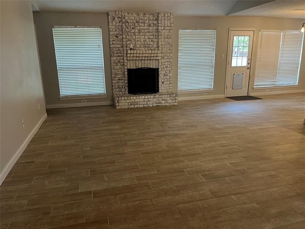 1062 Colony St - Photo 6 of 16