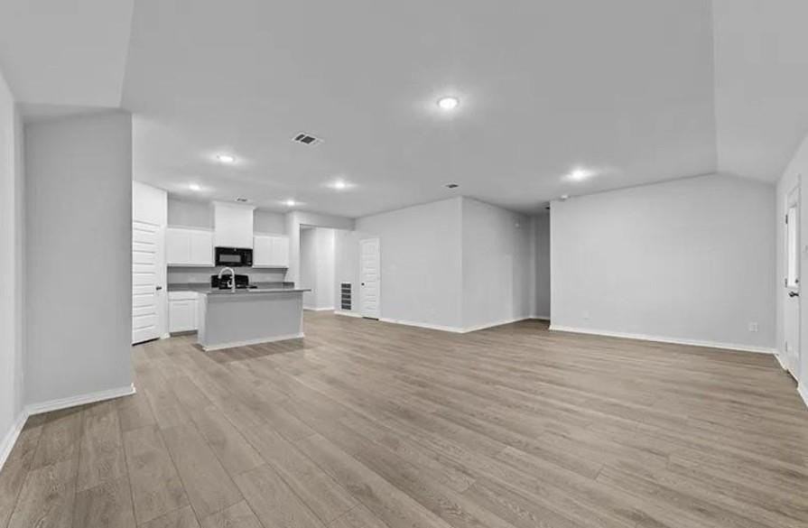 3509 Foxhound Ln - Photo 4 of 19