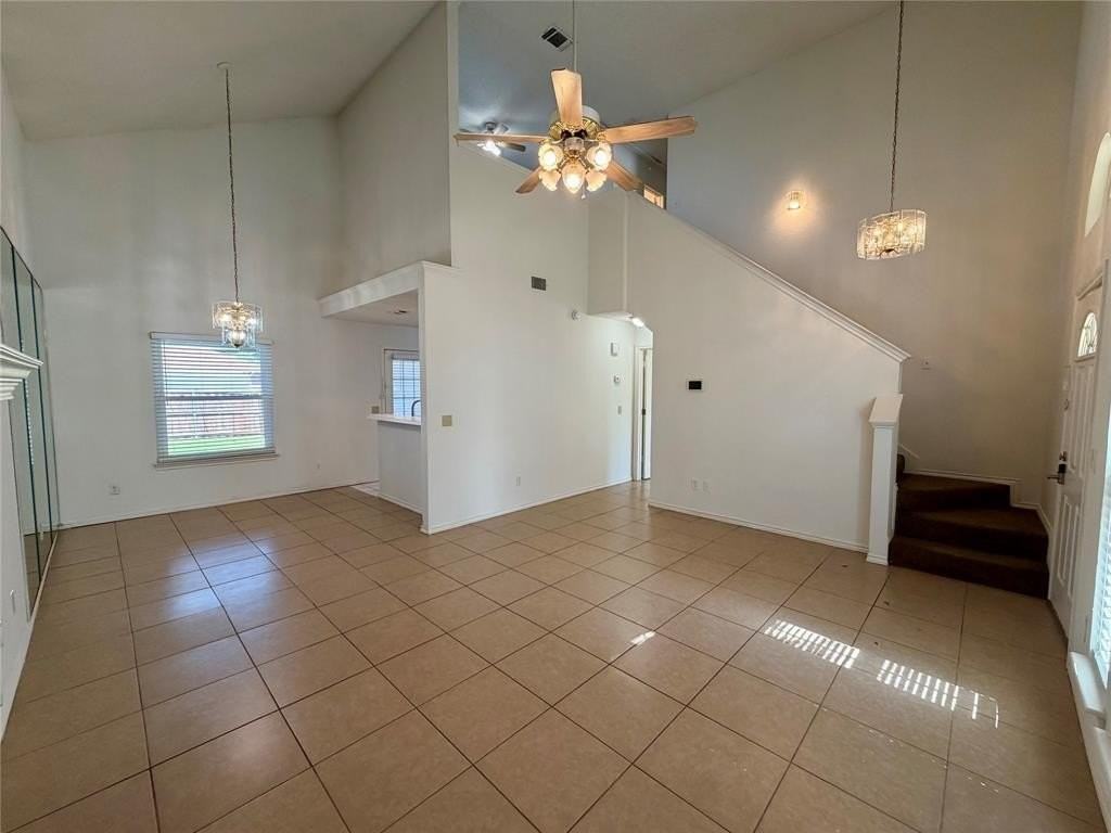 805 Hillbrooke Dr - Photo 2 of 21