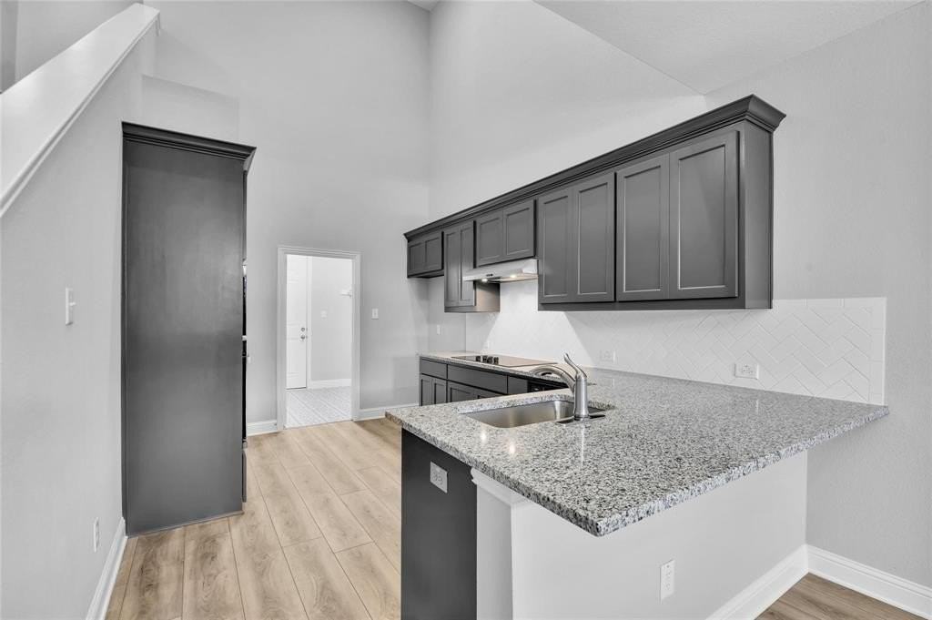 5406 Winged Foot Dr - Photo 5 of 32