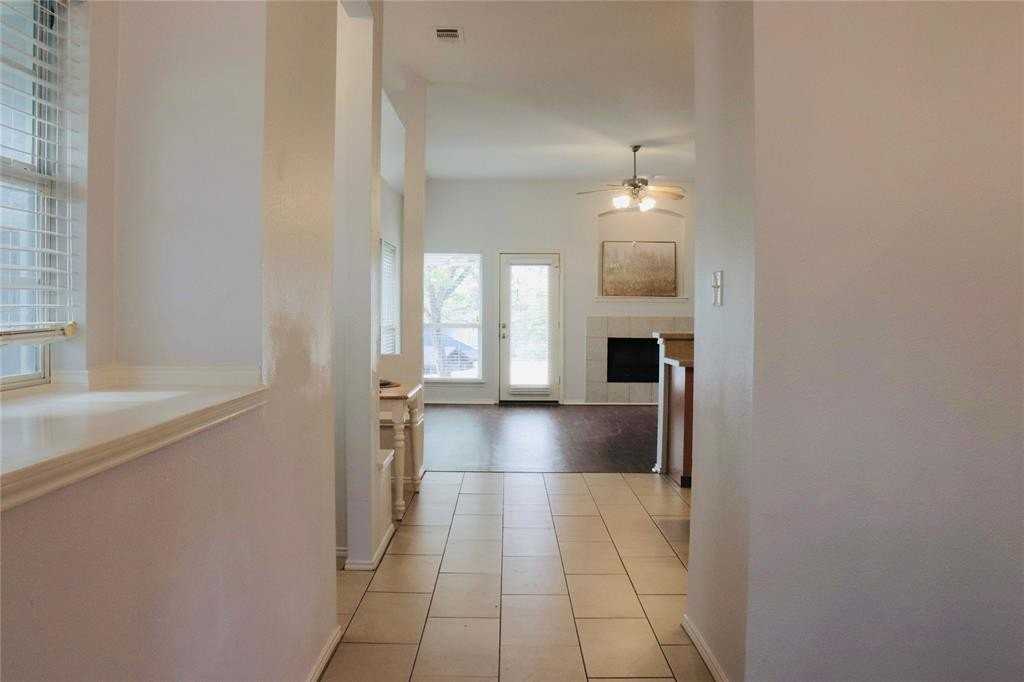 2314 Hillside Dr - Photo 3 of 22