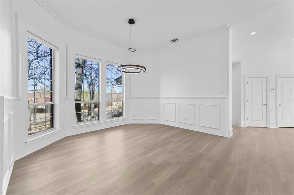 401 Leigh Ct - Photo 6 of 29