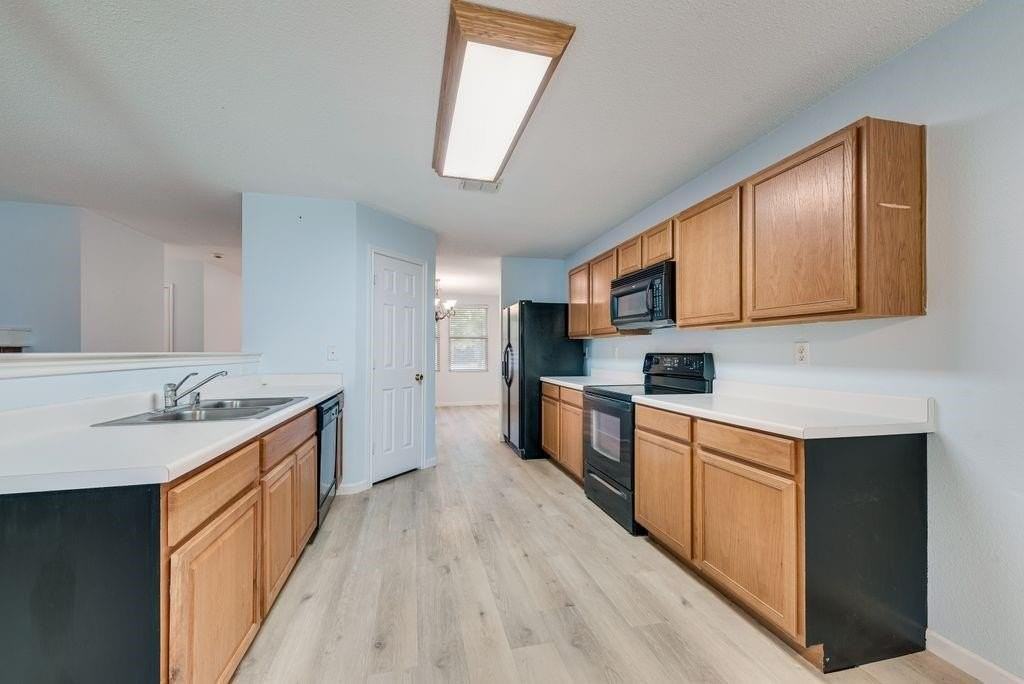 618 Hanceville Way - Photo 4 of 27