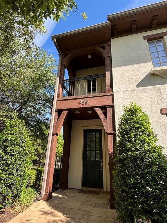 528 Sandy Ln - Photo 6 of 40