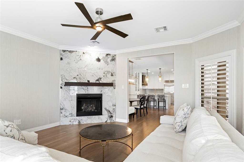 5635 Cecina Dr - Photo 2 of 40