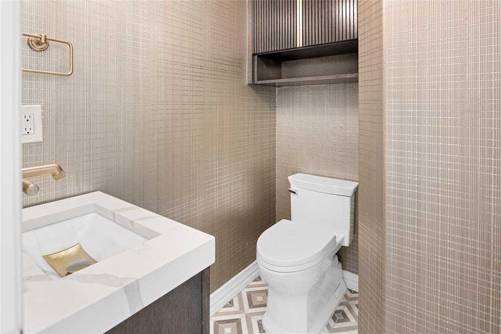 5635 Cecina Dr - Photo 5 of 40