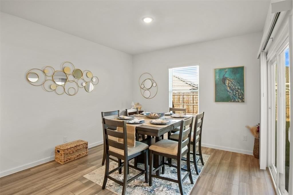 10357 Rosegreen Ln - Photo 7 of 23