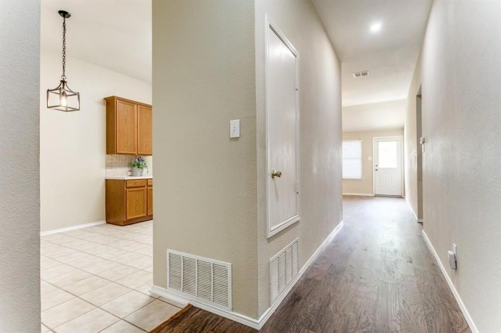 3708 Logan Dr - Photo 3 of 13