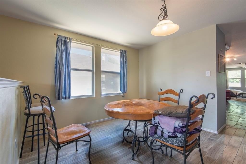 12667 Vandelia St - Photo 6 of 25