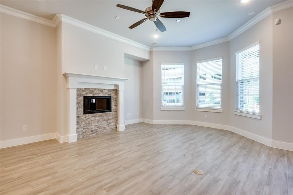 232 Crockett Cir - Photo 5 of 20