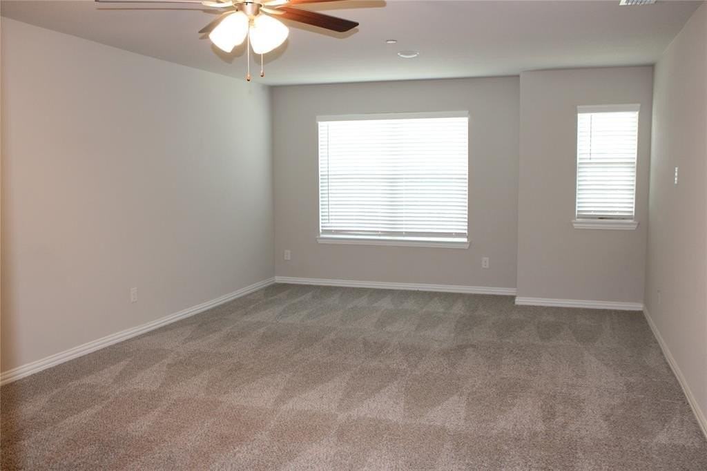 2908 Mare Dr - Photo 6 of 15