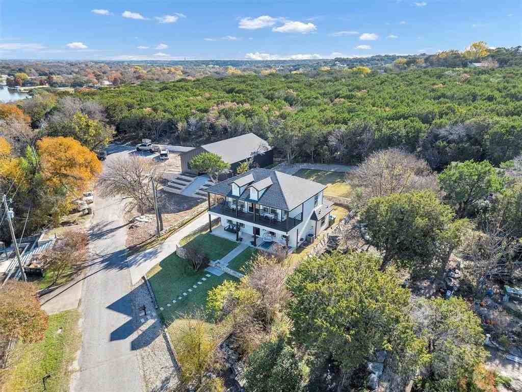 721 Rock Harbor Ct - Photo 3 of 40