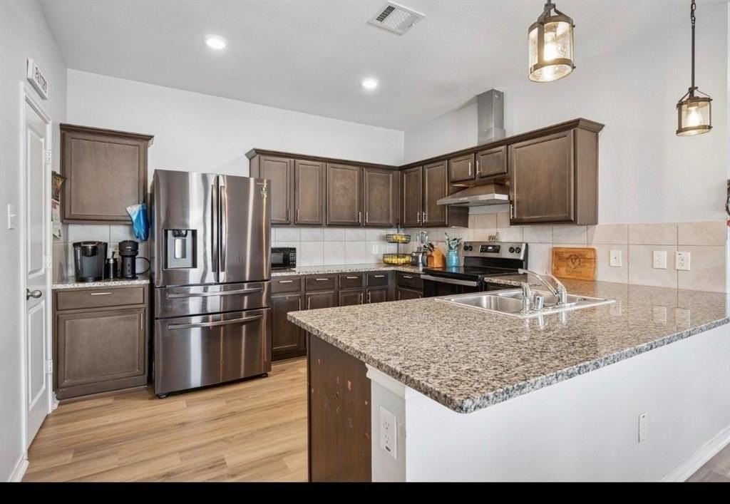 900 Sapphire Dr - Photo 6 of 18