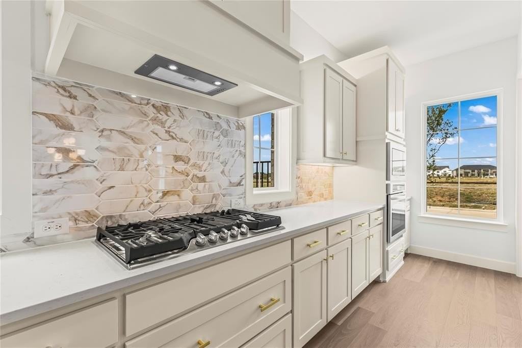 15668 Gladeside Ave - Photo 3 of 35