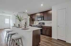 1105 Wildflower St - Photo 3 of 25