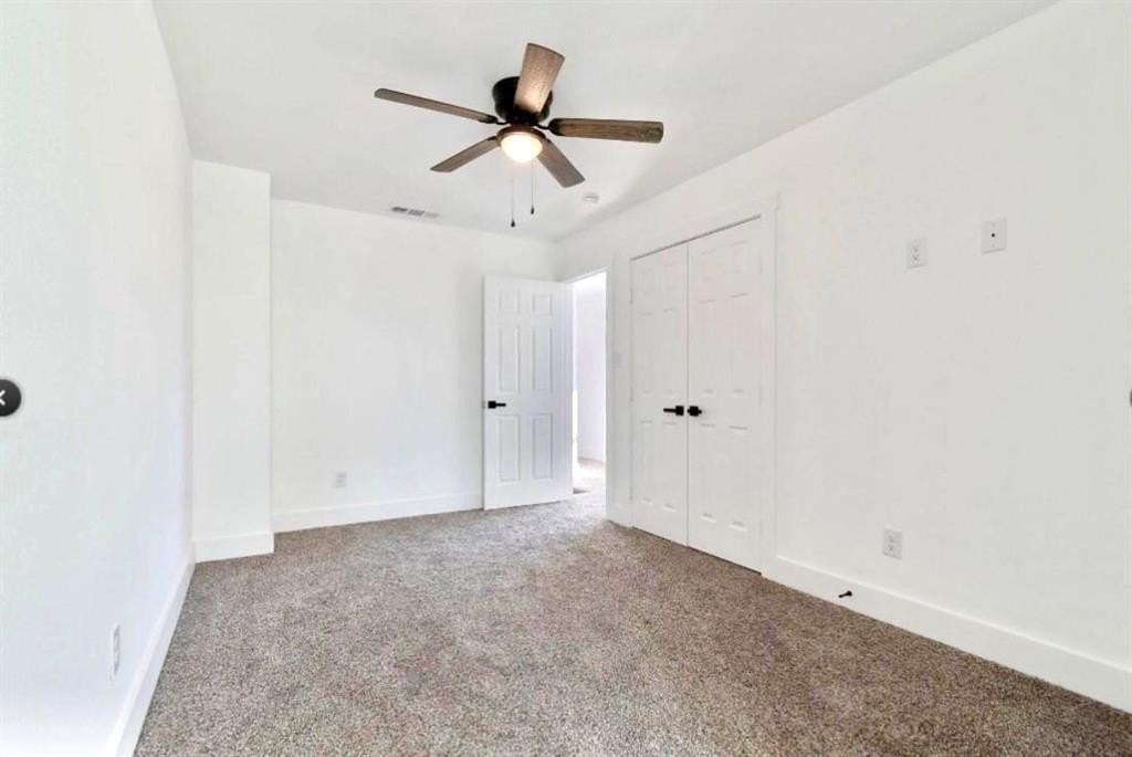 2113 Wright St #B - Photo 4 of 10