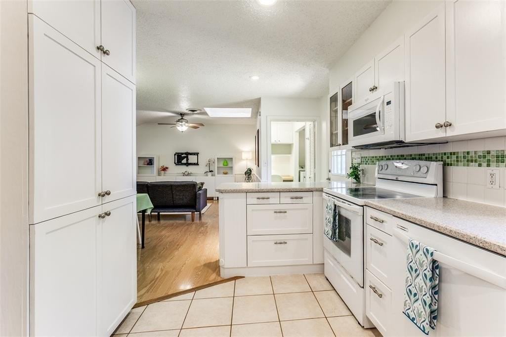 424 Classen Dr - Photo 6 of 16